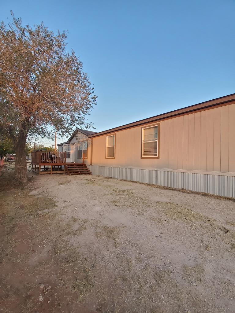 504 2nd St - Photo 1