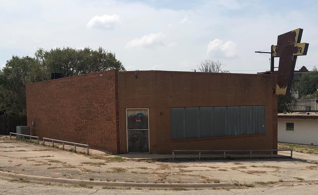 310 9th St - Photo 1