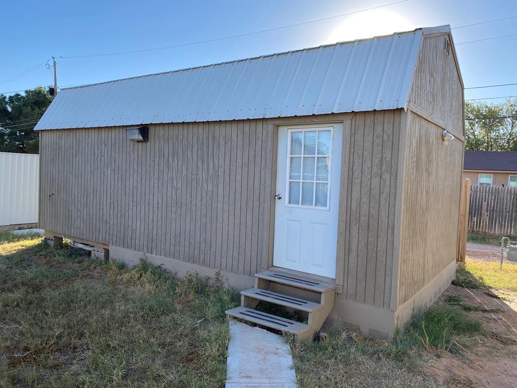 1214 Burchill Dr - Photo 1