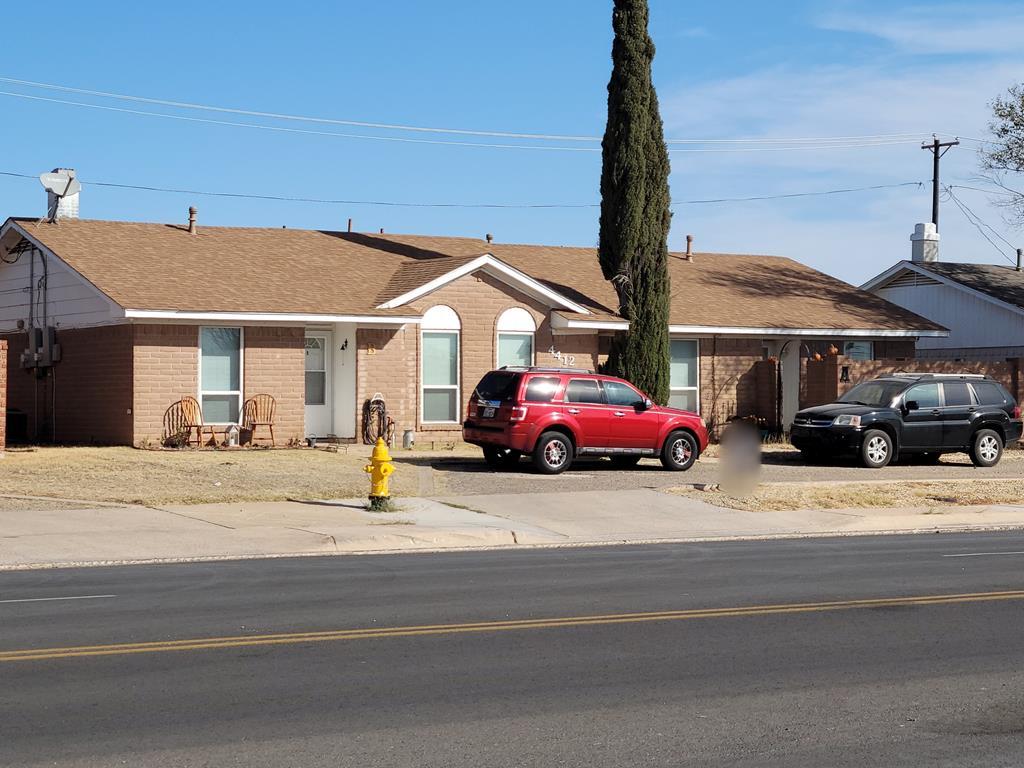 4412 Thomason Dr - Photo 1