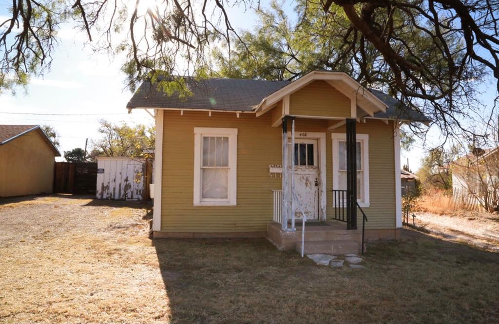 408 10th St - Photo 1