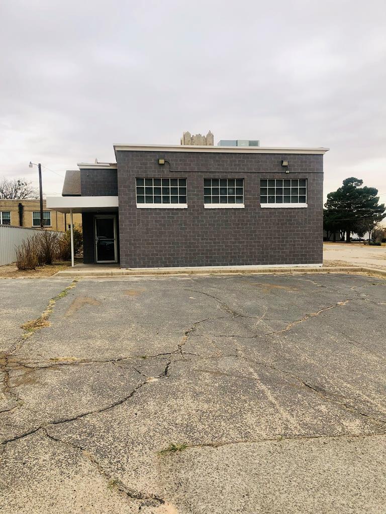 700-702 Johnson St - Photo 1