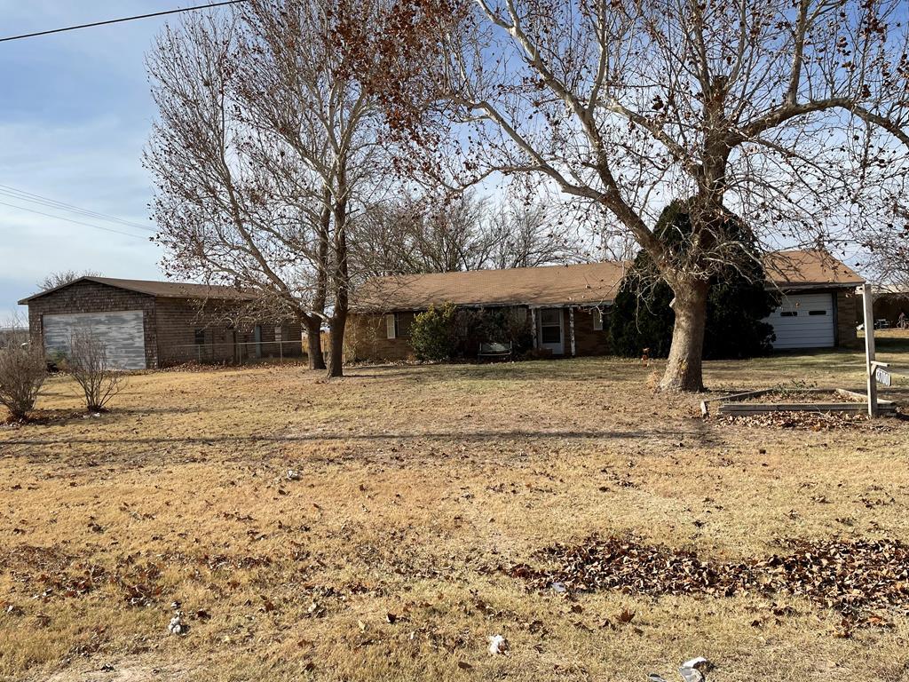 3700 Fm 715 - Photo 1