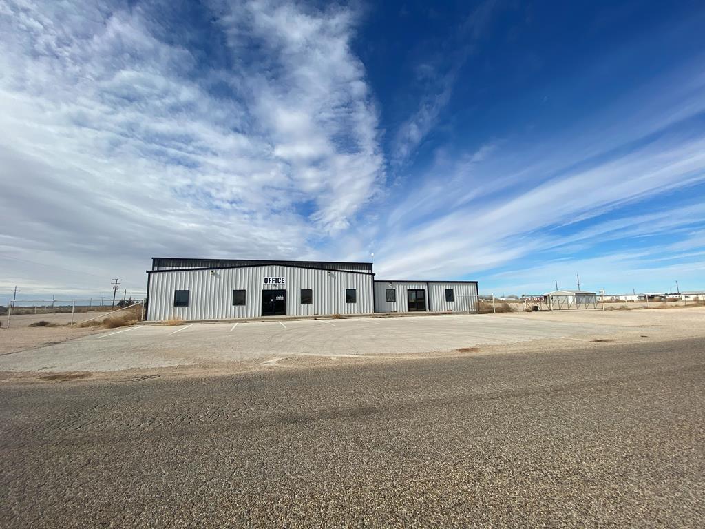 152 County Rd 320 - Photo 1