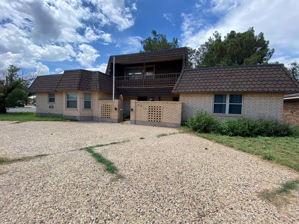 3212 Reo Dr - Photo 1