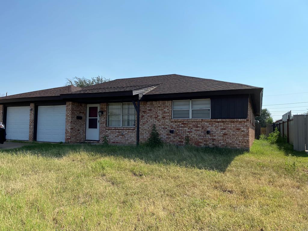 104 Bentwood Dr - Photo 1