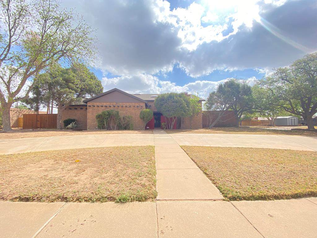 2600 Whitney Dr - Photo 1