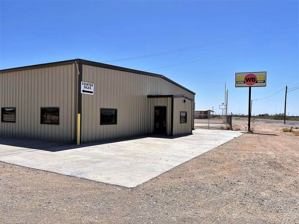 1705 Broadway St - Photo 1