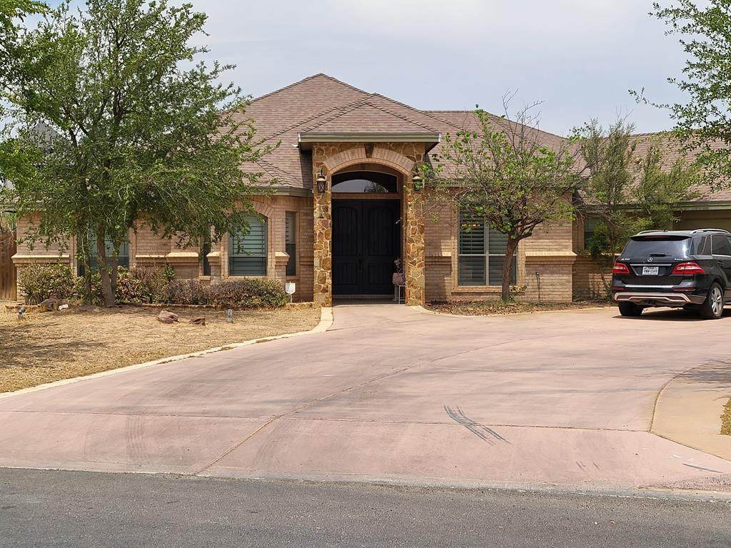 3001 Pecos St - Photo 1