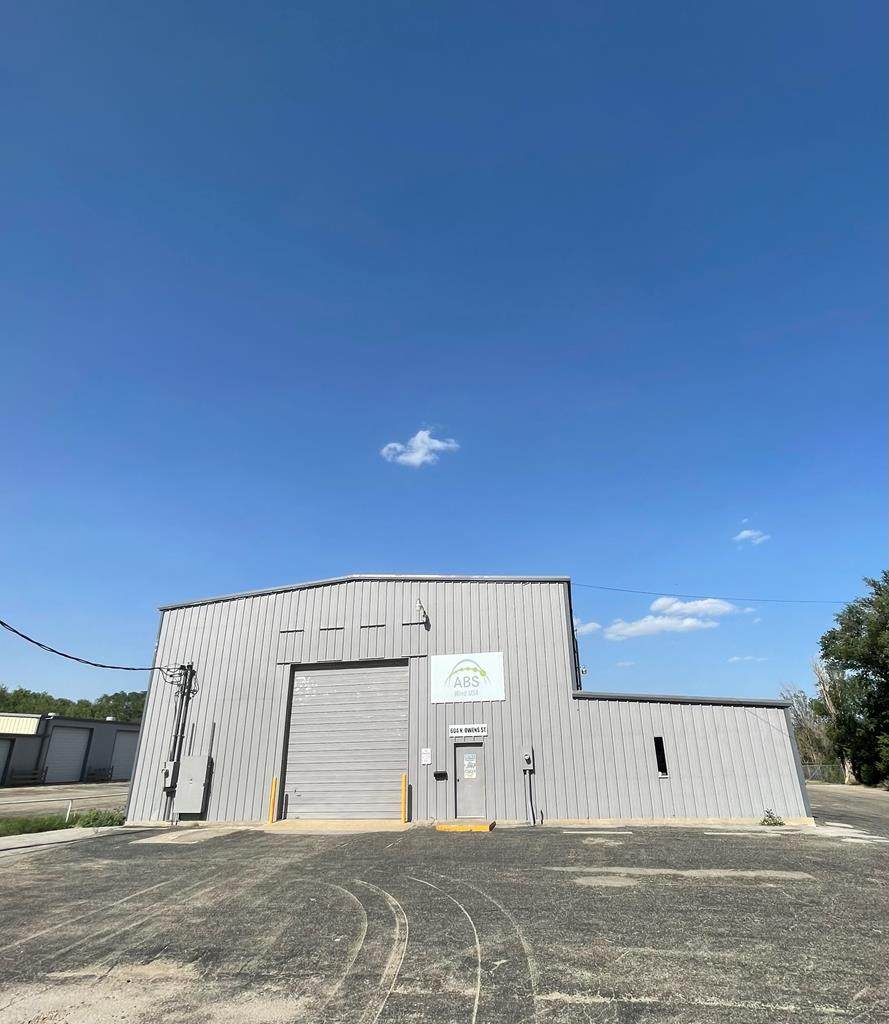 604 Owens - Photo 1