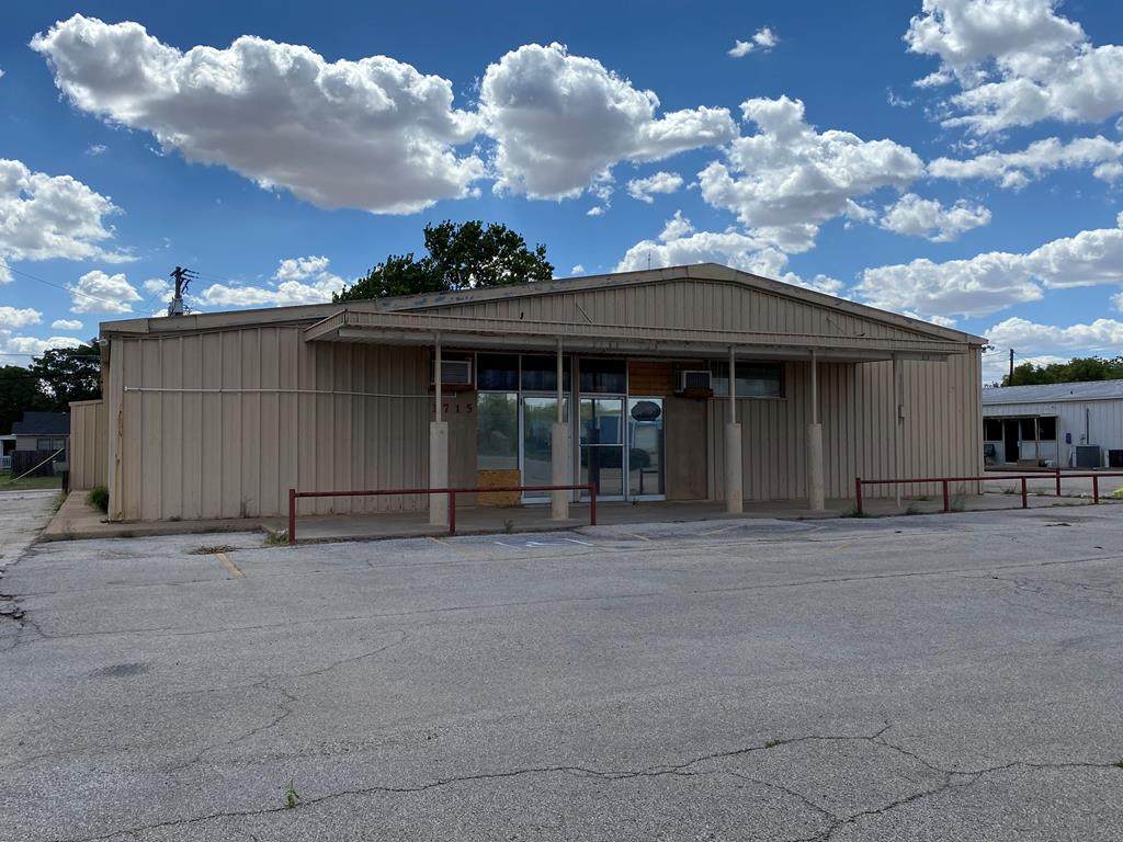 1715 Vine St - Photo 1