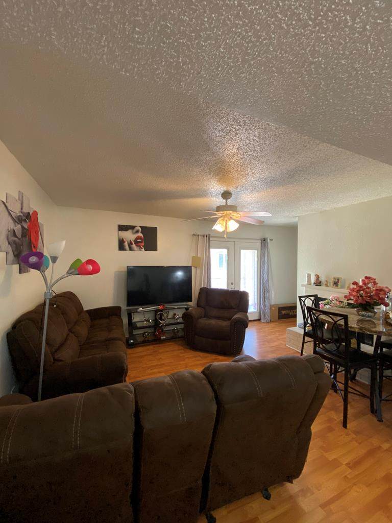 4700 Boulder Ave - Photo 1