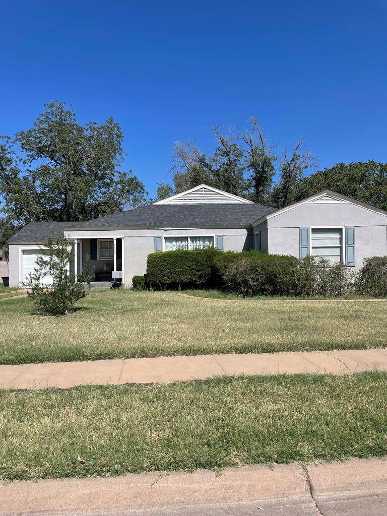 1604 Louisiana Ave - Photo 1