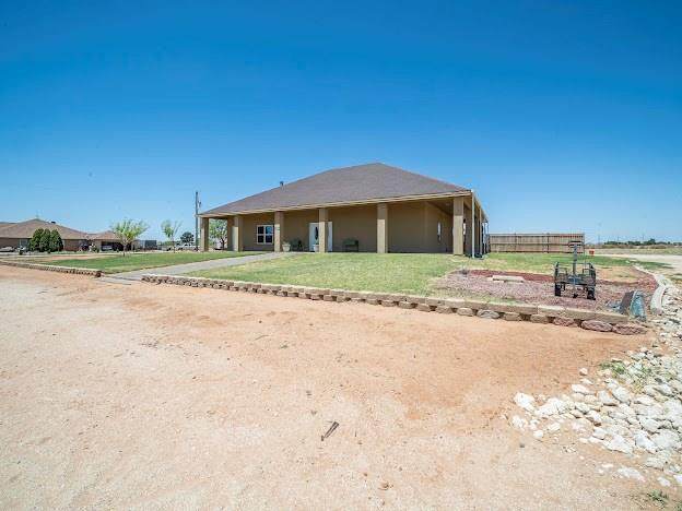 8804 County Rd 166 - Photo 1