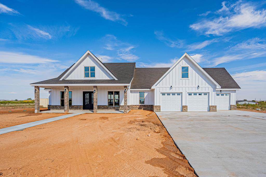 13807 County Rd 113 - Photo 1