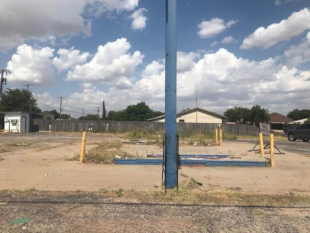3000 Big Spring St - Photo 1