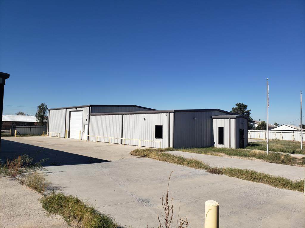 120 Mackey - Photo 1