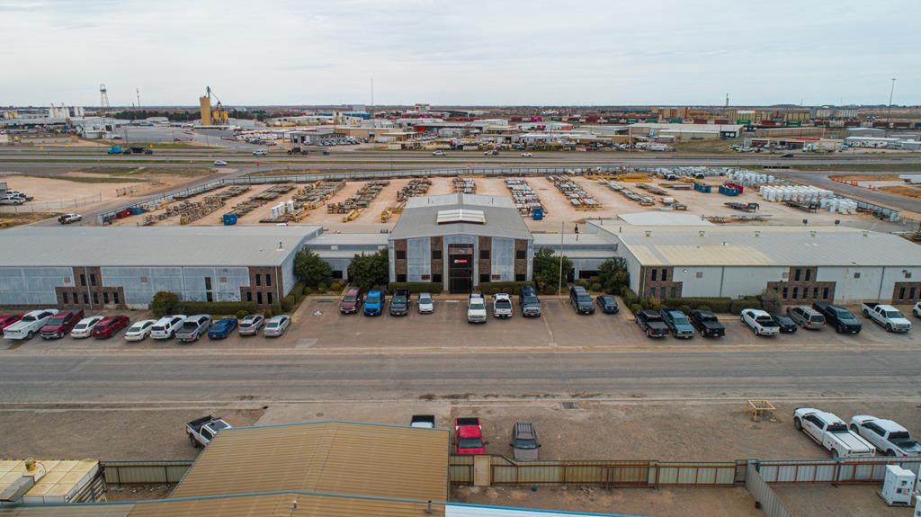 2222 Commerce Dr - Photo 1