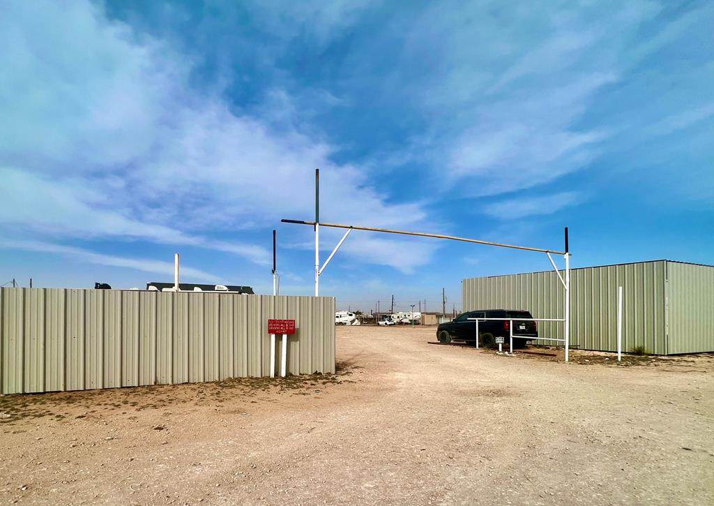4805 County Rd 1226 - Photo 1
