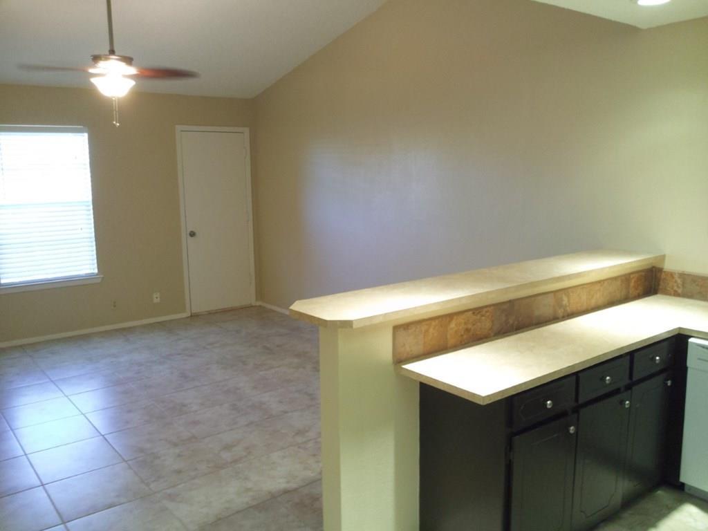 119 Glenwood Drive - Photo 1