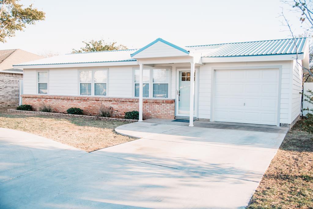 1210 Hamby Ave - Photo 1