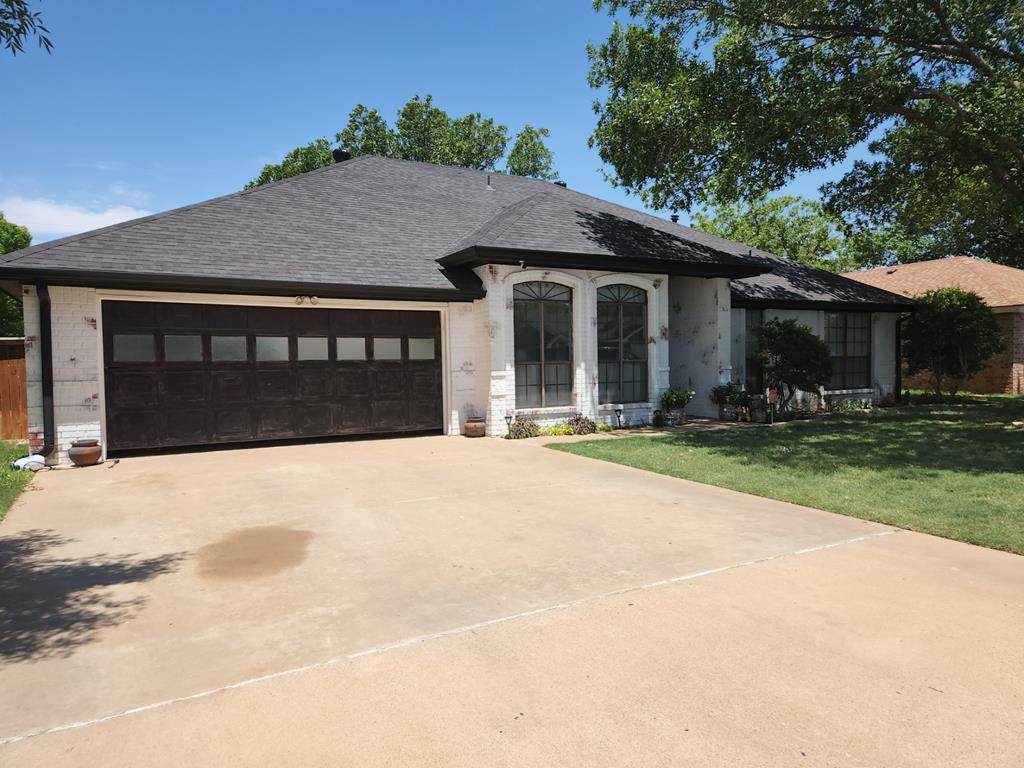 3604 Crestmont Dr - Photo 1