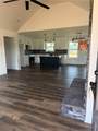 1103 30th St - Photo 2