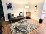 917 Oakview Avenue - Photo 3