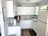 917 Oakview Avenue - Photo 5