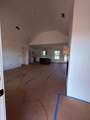 1103 30th St - Photo 4