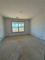 1115 30th St - Photo 4