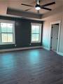 1099 30th St - Photo 10