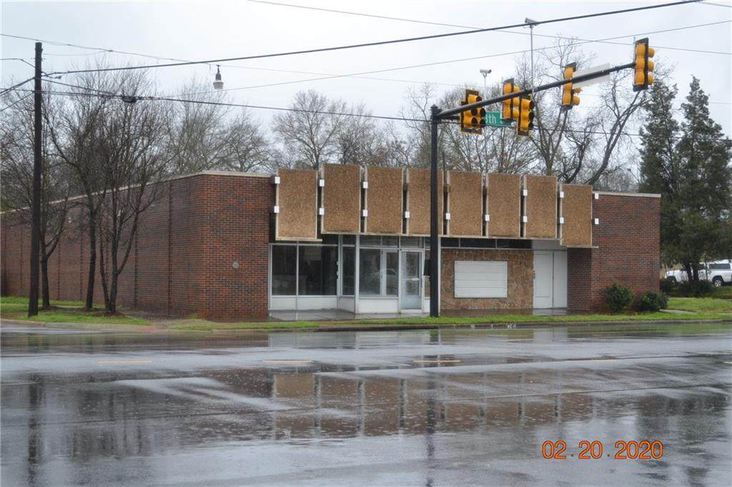 901 13th Street - Photo 1