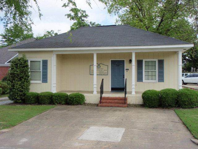 710 12th Street - Photo 1