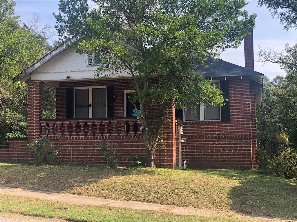 2202 Summerville Road - Photo 1