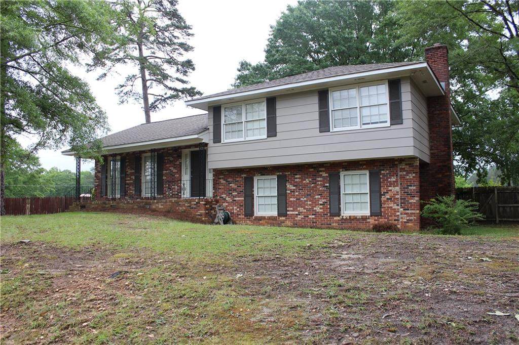 2505 40th Street - Photo 1