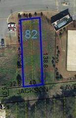 912 Jackson Avenue - Photo 1