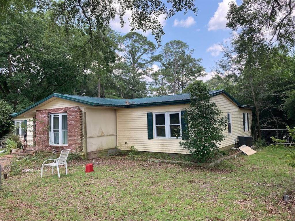 72 Pioneer Drive - Photo 1