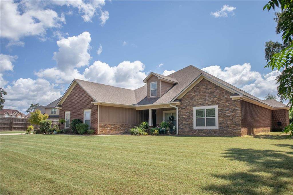 2205 Cox Avenue - Photo 1