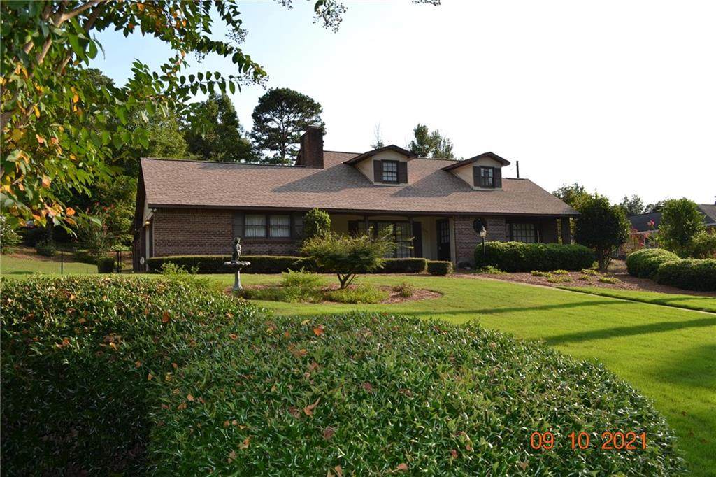 2405 Brookwood Circle - Photo 1