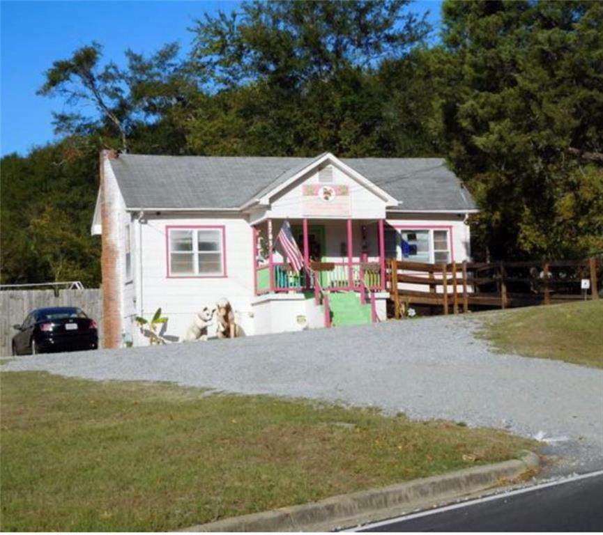 1705 Auburn Road - Photo 1