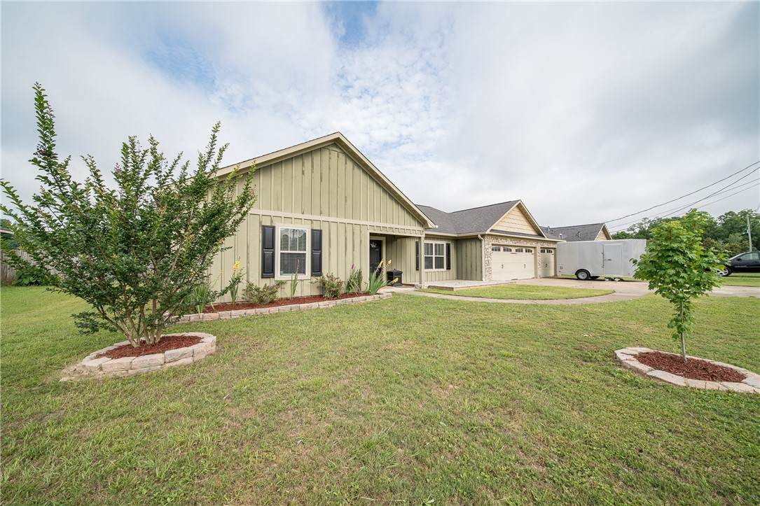 148 Mclendon Road - Photo 1