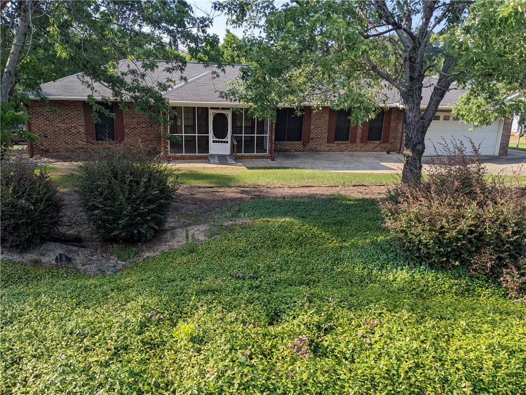 1945 Pierce Road - Photo 1