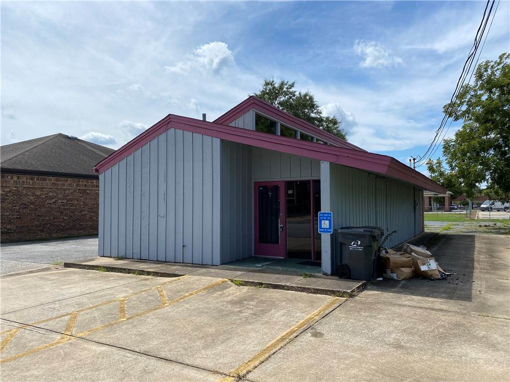 1317 9th Avenue - Photo 1