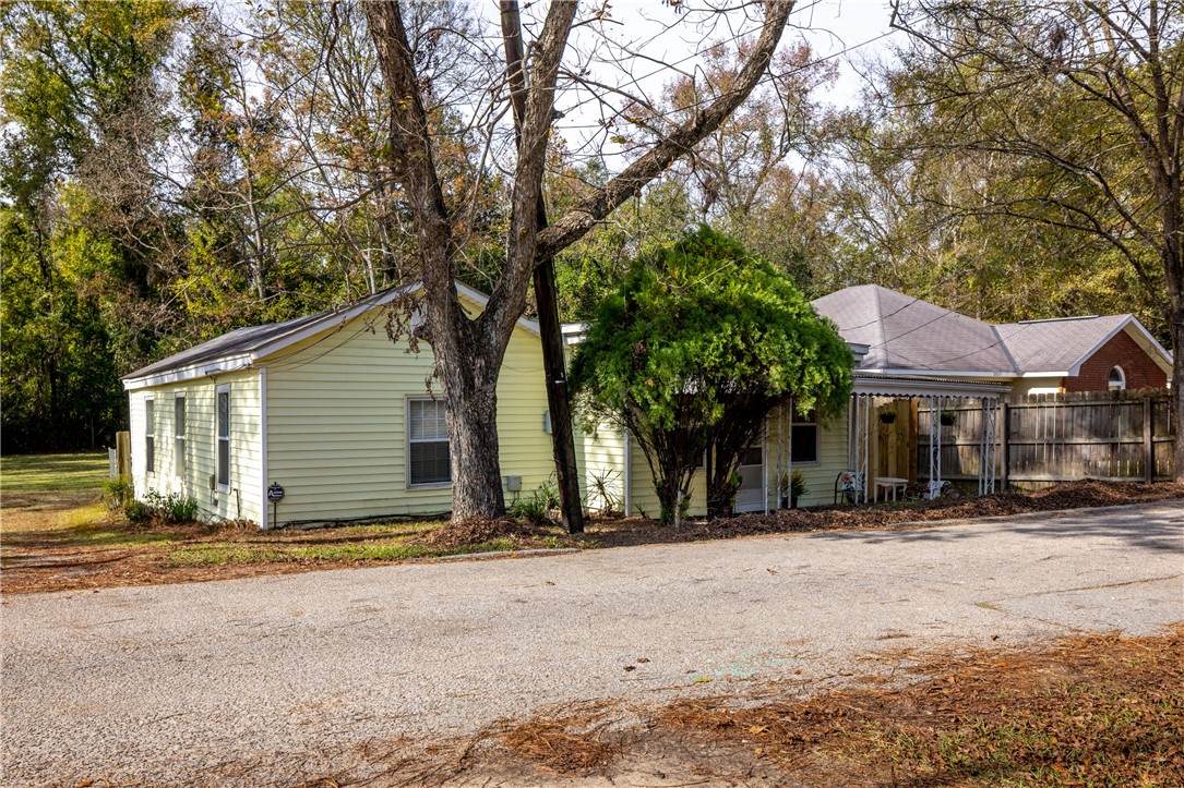 2601 21st Avenue - Photo 1