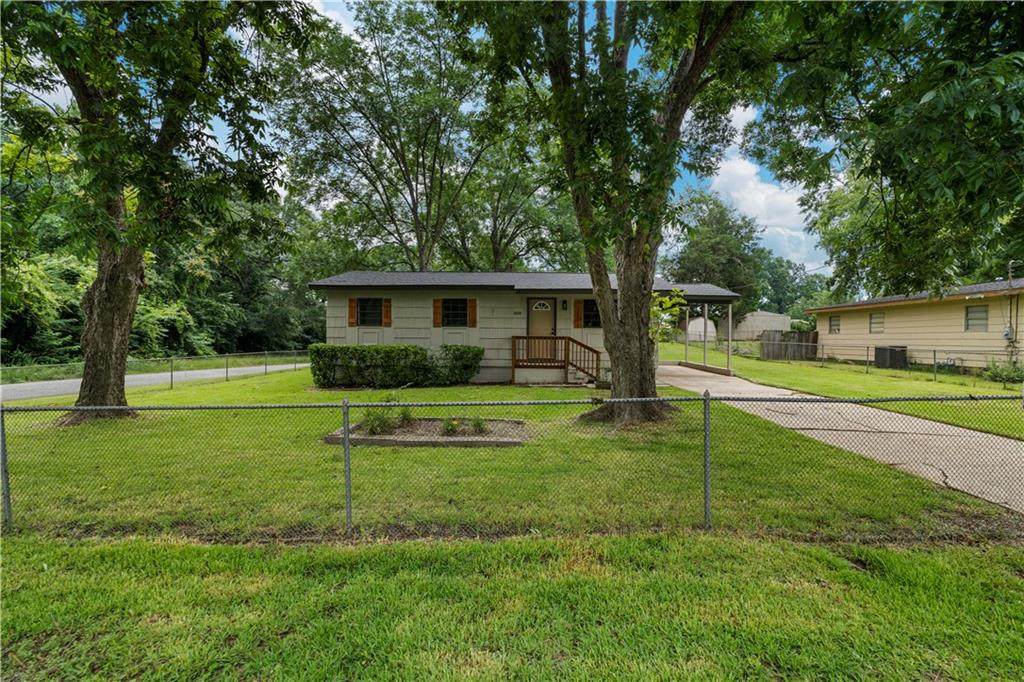 2808 3rd Avenue - Photo 1