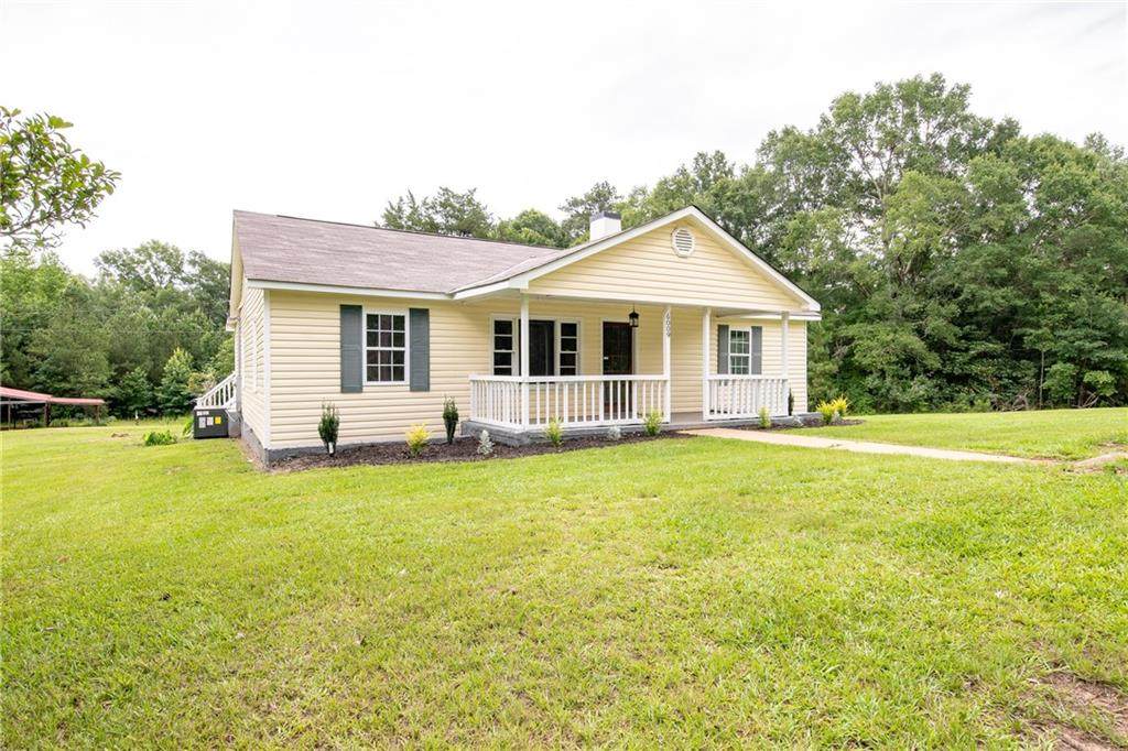 6009 Highway 431 - Photo 1