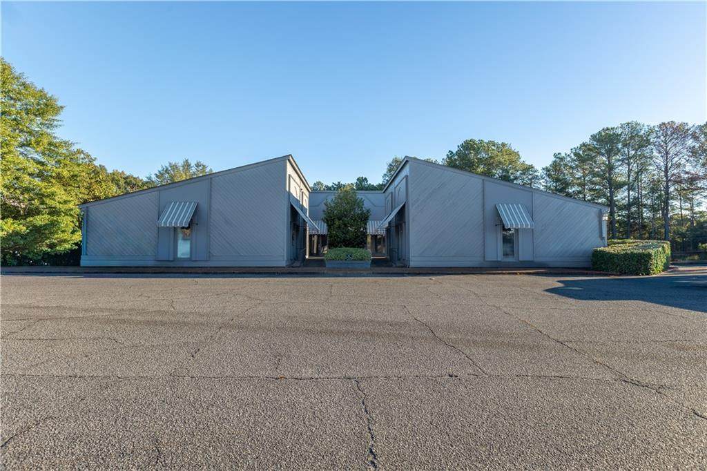 5624 Whitesville Road - Photo 1