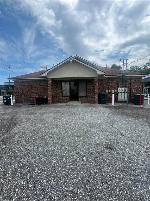 3703 Summerville Road - Photo 1