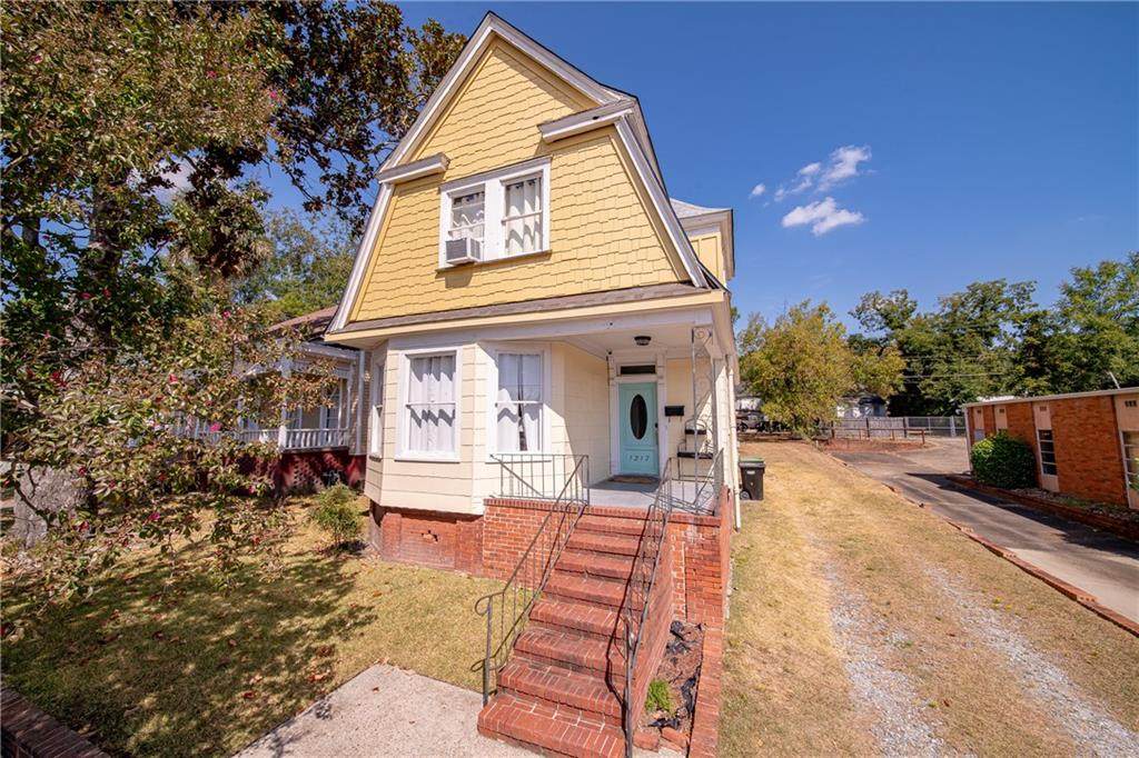 1217 17th Street - Photo 1